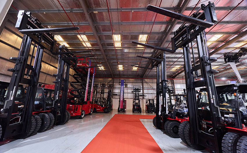 /uploads/image/2025/11/26/Grand-Opening-of-Hangcha-Middle-East-in-Dubai-07.jpg Grand-Opening-of-Hangcha-Middle-East-in-Dubai-07.jpg